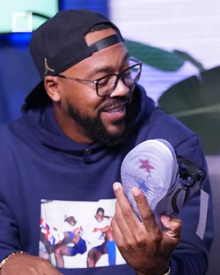 marcus jordan shares unreleased trophy room x air jordan samples trophy room x air jordan 1 high freeze out sample 7