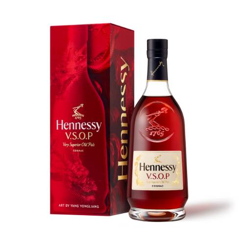 Hennessy VSOP CNY 2024 Sleeve Edition