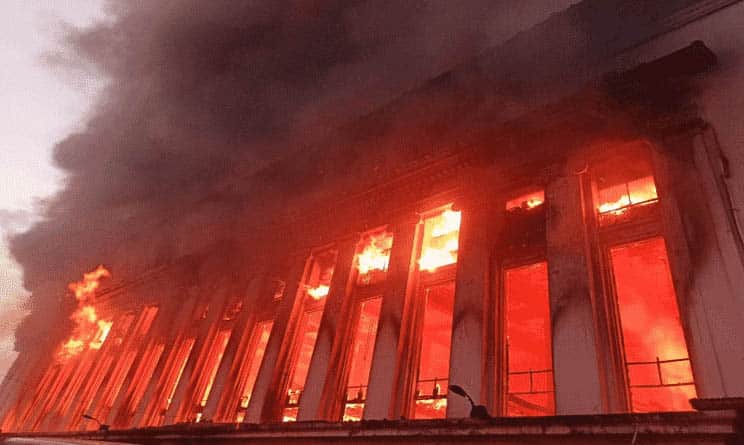 manila central post office on fire