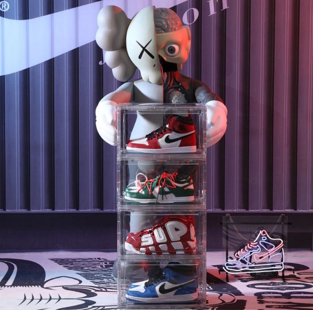 a sneakerheads holiday gift guide this december acrylic sneaker box